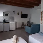 Apartamentos y Habitaciones KAI MARBELLA - Adults Only